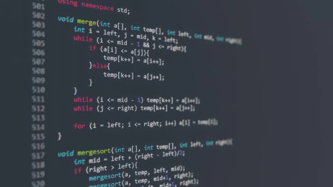 Microsoft e o fim do C/C++ em 2030: Entenda o plano de migração para Rust com IA