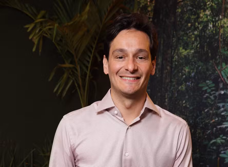 Bruno Luperi supera Manuela Dias e assume autoria de O Arroz de Palma, prevista para substituir novela em 2027